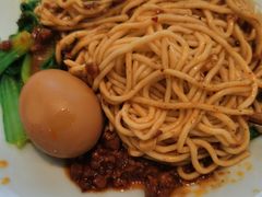 -清真吴记门钉肉饼·喜多利
