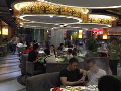 大堂-蒙肥羊·酸汤潮牛·鲜牛肉火锅烤肉自助(岗顶店)