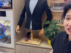 -爱革·奢品·鞋包·衣物·家居(博荟广场店)