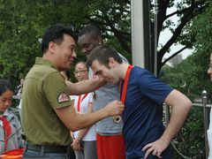 -上海市民办金苹果学校