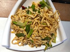 -焯牛潮汕牛肉火锅(云峰街创始店)