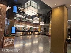 -昆明朗威酒店(昆明站火车站双桥夜市风情街店)