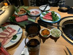 -炼火烤肉店
