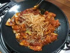 -城山辣炒黑猪肉