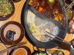-壹兆圆重庆火锅手工炒底料(长白格林玫瑰湾店)