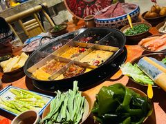 -周小明火锅(黑金冠社区店)