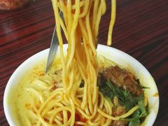 椰汁咖喱鸡汤面-成群小食店