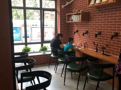 -新华书店(永安路店)