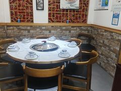 -东北农家院·铁锅炖(莘庄店)