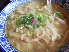 -东大桥小国抻面烧烤(长通路店)