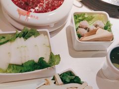 -左庭右院鲜牛肉火锅(新梅广场店)