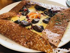 熏肉鸡蛋芝士奶油蘑菇可丽饼-RAC BAR(安福路店)