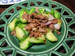 -粤·向群饭店(麓景路店)