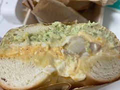 -Catch Bagel(芳草地店)