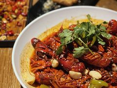 香辣小龙虾-爱啤精酿·民谣酒馆(滨江店)