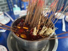 -牛华周记麻辣烫起源店
