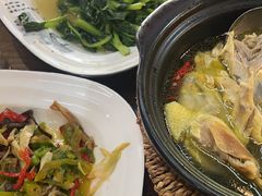 -缘来聚·徽菜名店(黄山宏村店)