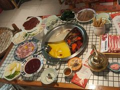 -山悦里 山野·鲜火锅(罗斯福广场店)