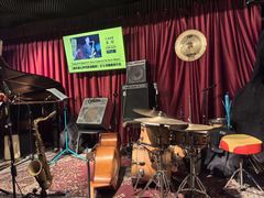 -东岸Cafe 爵士俱乐部