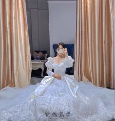 -欣薇婚纱(新源乐汇城店)