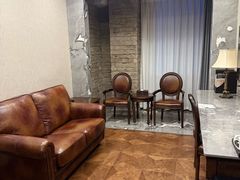 -北京奥加美术馆酒店(三里屯工人体育场地铁站店)