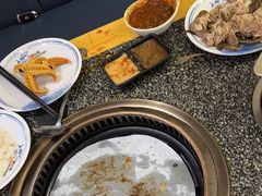 -锤头鲨毛肚海鲜烤肉自助餐厅(国购广场店)