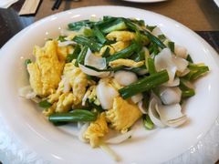 百合沙葱炒鸡蛋-飞天大厦清真餐厅