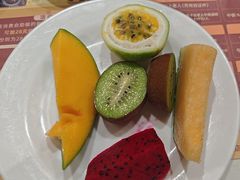 -金马门国际美食百汇(珞喻路店)