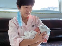 -田螺阿姨自营月嫂·育儿嫂(高新店)