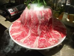 加拿大雪花肥牛配菌汤锅-雀蓝川菜(奥体广场店)