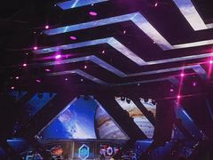 -简奥斯汀·赫本酒吧