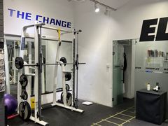 -汗水空间私教健身连锁(SM广场店)