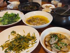 -翠姐姐农家大院·老底子萧山菜(建设一路店)