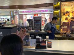 -luckincoffee瑞幸咖啡(香港名店街店)