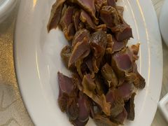 郡肝-老鼎万春卤菜(五代传承创始老店)