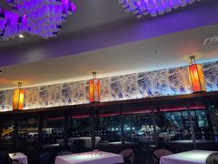-悦江(梅奔中心店)