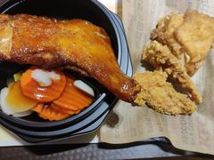 港式烧味脆皮大鸡腿饭-肯德基(坑梓店)