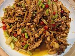 -陈大锅·岳阳鱼馆·地道岳阳菜(美食街店)