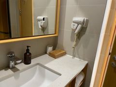 -全季酒店(昆明翠湖云大医院店)