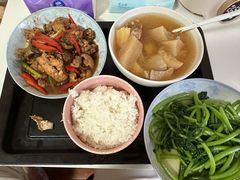 -悦芽照护月嫂+育儿嫂(杭州店)