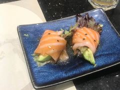 手握牛油果-大渔铁板烧(万象城店)