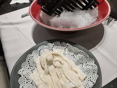 -红鼎豆捞·非遗鲍皇汤火锅(宝丰路店)
