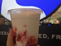 -瑞幸咖啡(泉州中骏世界城金街店)
