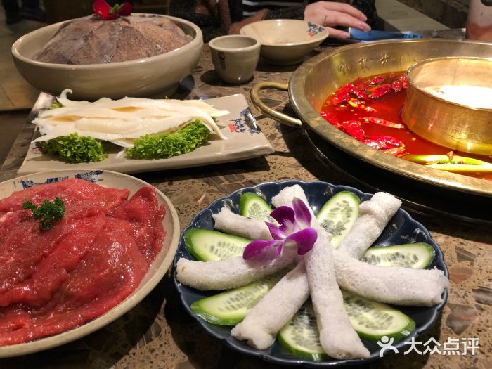 小龙坎老火锅图片