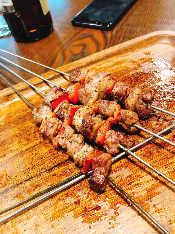 尕烤匠(钻石广场店)-"椒麻牛肉不推荐烤串味道都不错上菜比较.