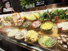-一绪に和牛寿喜烧(罗湖益田假日店)