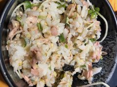 金枪鱼拌饭-极简·炭火烤肉主题餐厅·龙虾烧烤·烤羊排(宝龙店)