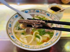 -金杨拉面王小吃面馆·牛三宝面·红烧牛肉粉