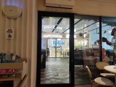 -必胜客(WOW中心城店)