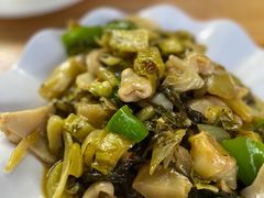 酸菜炒大肠-苏记农家菜馆